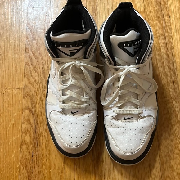 Nike Men’s Air Flights - Like New!!! - Picture 2 of 3
